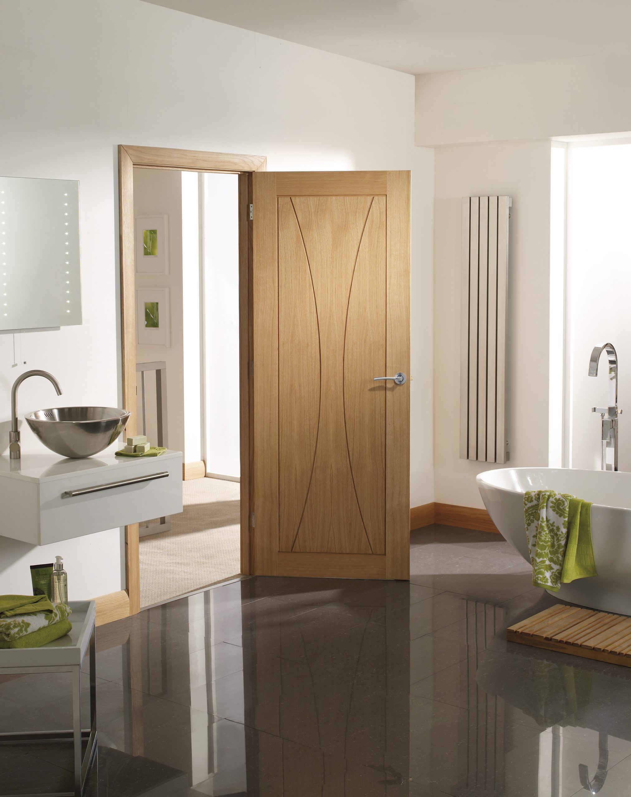PFINTOVER-Lifestyle-1-1.jpg